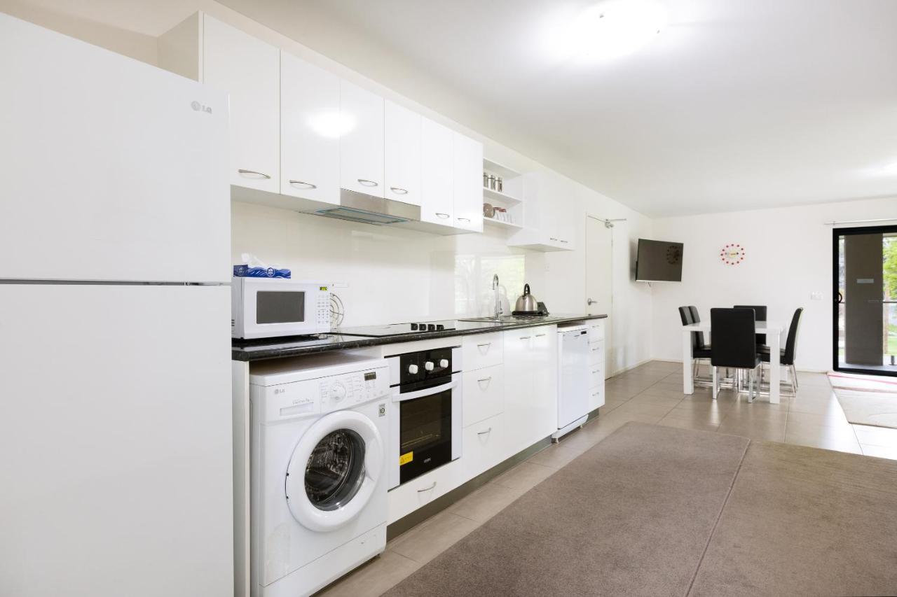 Apex Park Holiday Apartments Уангарата Екстериор снимка